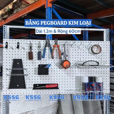 Bảng pegboard kim loại cài móc treo đồ
