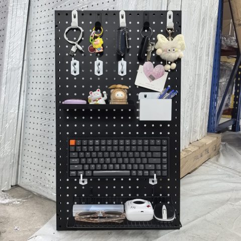 Bảng pegboard kim loại treo đồ