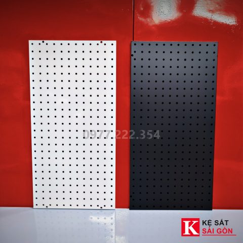 Hai màu trắng và đen của tấm tôn lỗ 60×30cm