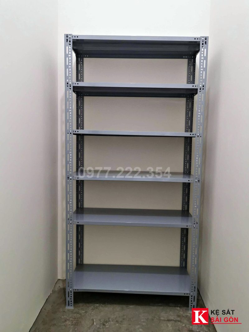 Kệ sắt V lỗ 6 tầng màu xám, ảnh lắp thực tế